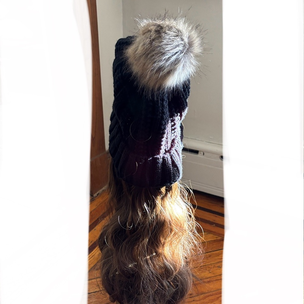 BEANIE W  Brown Wavy Hair Extension FULLY ATTACHED - Picture 15 of 15